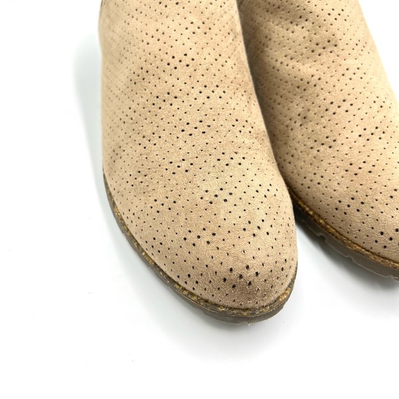 Dr Scholls Size 9.5 Microsuede Brown Taupe Beige Ankle Boots Shooties Shoes - Picture 3 of 13